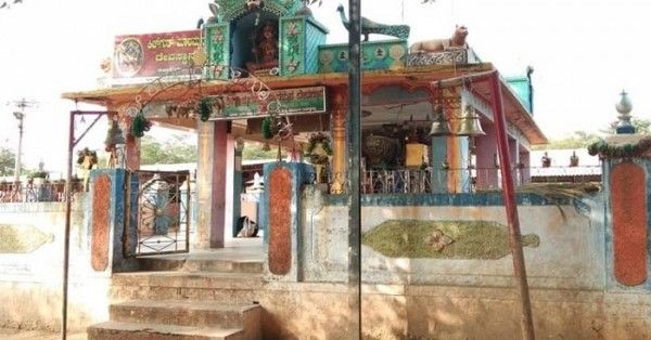 सुवावाडी गांव का मरम्मा मंदिर.