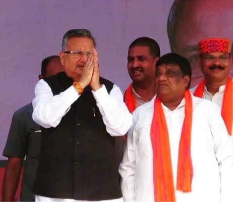नारायण चंदेल.