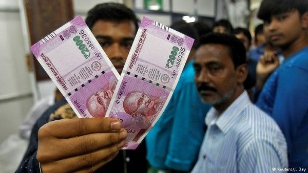 यूनिवर्सल बेसिक इनकम योजना पर काम कर रही है मोदी सरकार. सांकेतिक तस्वीर. रॉयटर्स.