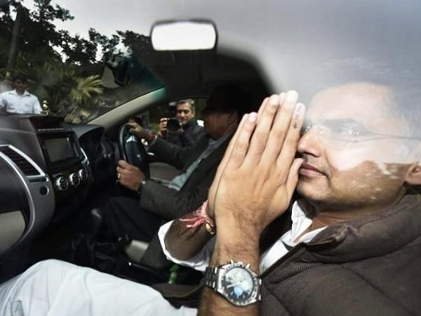 राहुल गांधी को लेकर 
