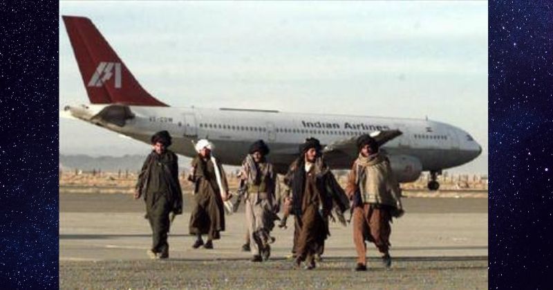 1999 में HUM ने काठमांडू से दिल्ली आ रही इंडियन एयरलाइन्स की फ्लाइट-814 को हाईजैक कर लिया था. यात्रियों की जान बचाने के लिए भारतीय सरकार को मसूद अज़हर को रिहा करना पड़ा. 