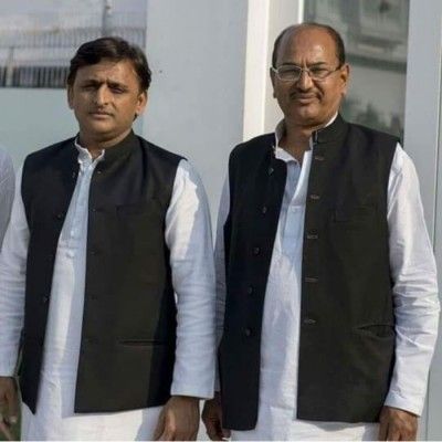 अन्ना महराज क्षेत्र में बाहुबली नेता के तौर पर जाने जाते हैं. (फोटो- सोशल मीडिया)