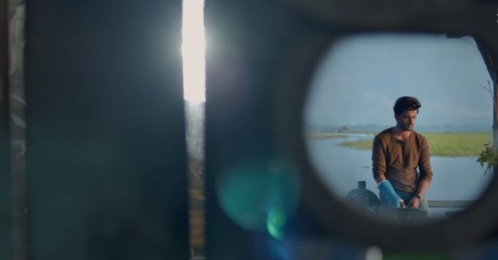 फिल्म के एक सीन में ज़हीर. ज़हीर ने एक एक्स-आर्मीमैन का रोल किया है.