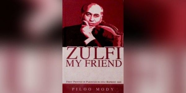 पीलू मोदी ने अपने दोस्त ज़ुल्फिकार अली भुट्टो पर ज़ुल्फी माय फ्रेंड नाम की किताब भी लिखी थी.