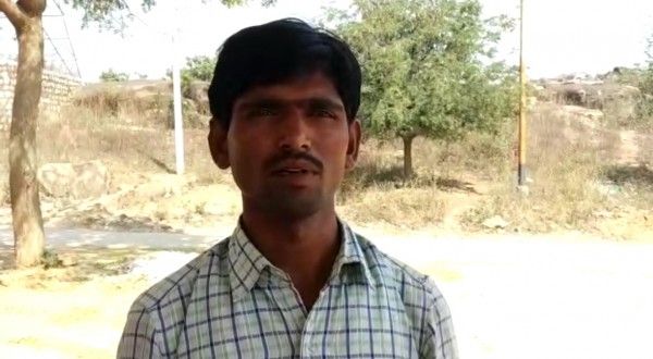 मृतक अनवर के बेटे मोहम्मद हसनैन 