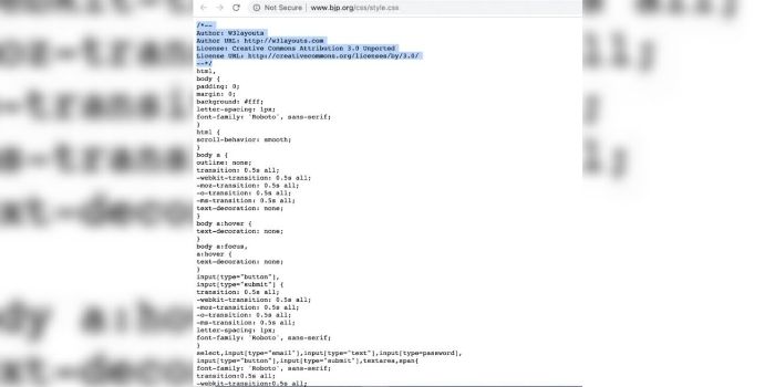 वेबसाइट के बैंकहैंड में कंपनी का नाम दिख रहा था. जिसे बाद में हटा दिया गया.
