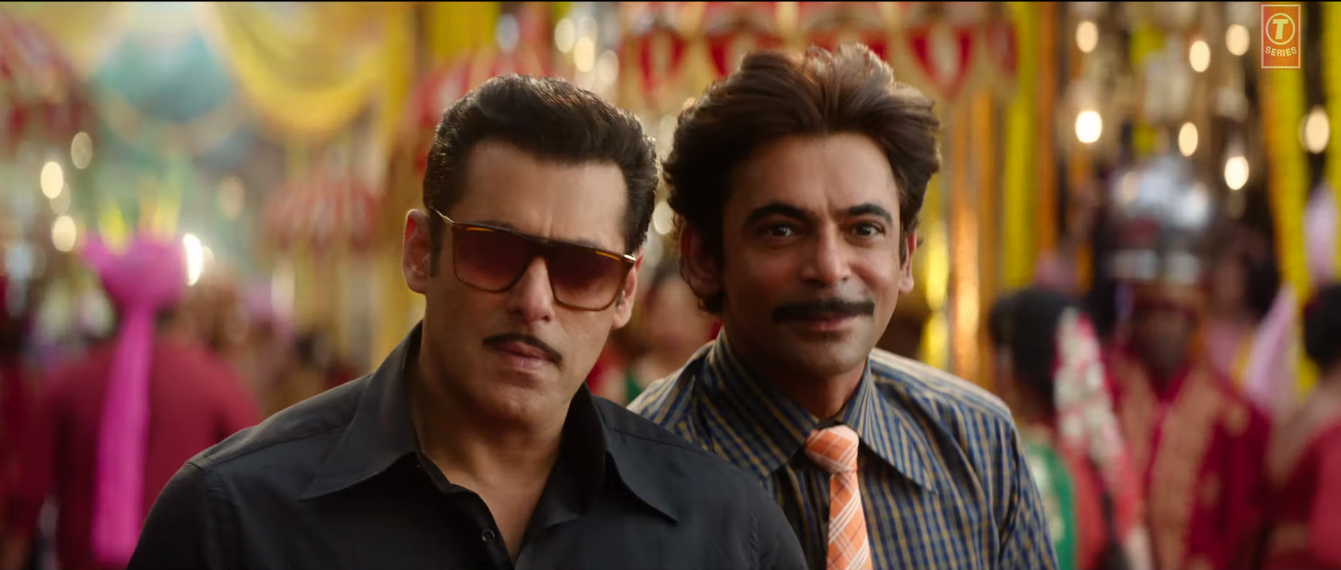 कपिल से लड़ाई और शो के बंद होने के बाद सुनील ने अपना अलग शो शुरू कर लिया था. इसी बीच उन्हें सलमान ने अपनी इस फिल्म में ले लिया.