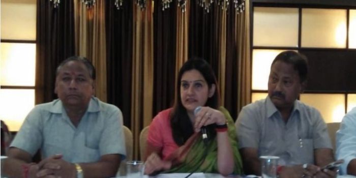 1 सितंबर को मथुरा के इसी प्रेस कान्फ्रेंस में प्रियंका चतुर्वेदी के साथ बदसलूकी की घटना हुई थी.