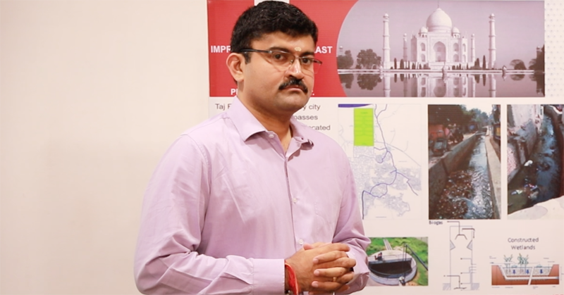 आगरा स्मार्ट सिटी को कंसल्ट कर रही कंपनी दाराशॉ के वाइस प्रेसिडेंट आनंद मेनन