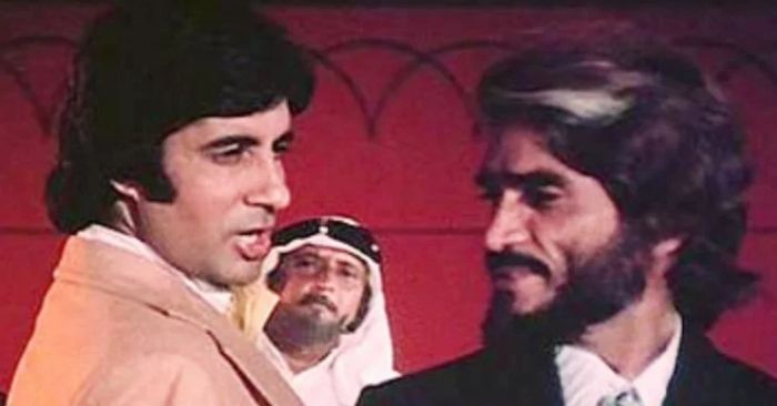 अमिताभ बच्चन के साथ मैक मोहन.