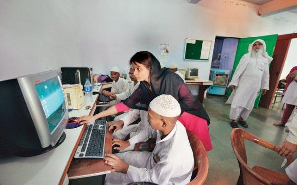 up-madrasas-4_647_071215111424