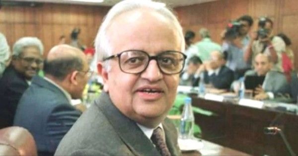 रिजर्व बैंक के पूर्व गवर्नर बिमल जालान की अगुवाई वाली कमिटी ने सरकार की कम मदद की.