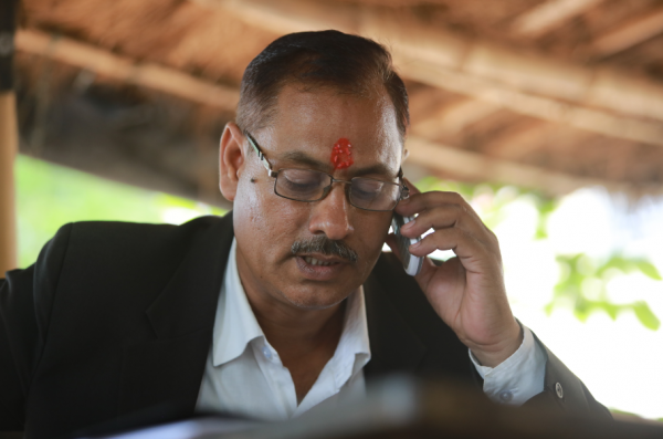 आदिवासियों की ओर से केस लड़ने वाले नित्यानंद द्विवेदी 