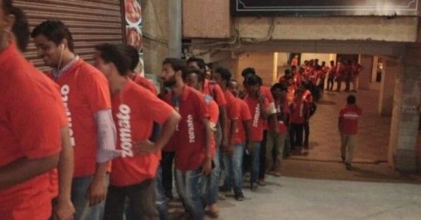 डिलिवरी राइडर्स की सांकेतिक तस्वीर (साभार आजतक)