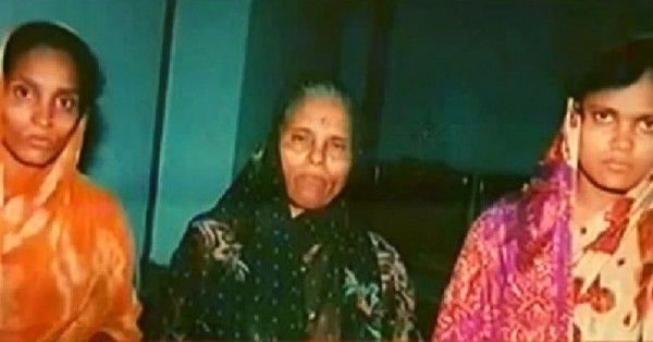 सीमा शिंदे, अंजना गावित और रेणुका गावित.