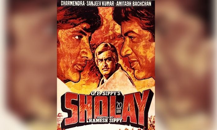 'शोले' का इंडियन पॉप कल्चर में जितना प्रभाव है, उतना किसी मूवी का नहीं. और ये बात बिना 'शायद' लगाए कही जा सकती है.