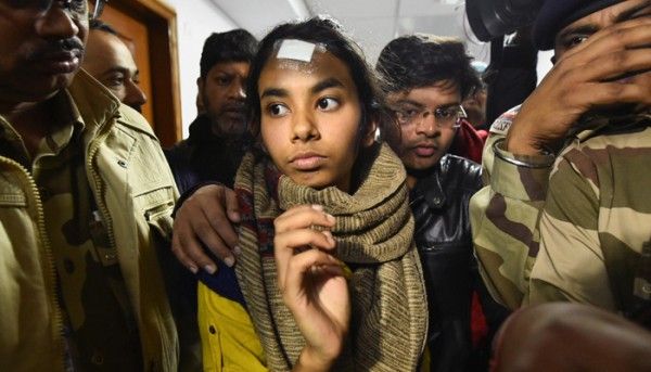 दिल्ली  पुलिस की FIR में JNUSU प्रेसिडेंट आईशी घोष का नाम भी शामिल है. फोटो- PTI