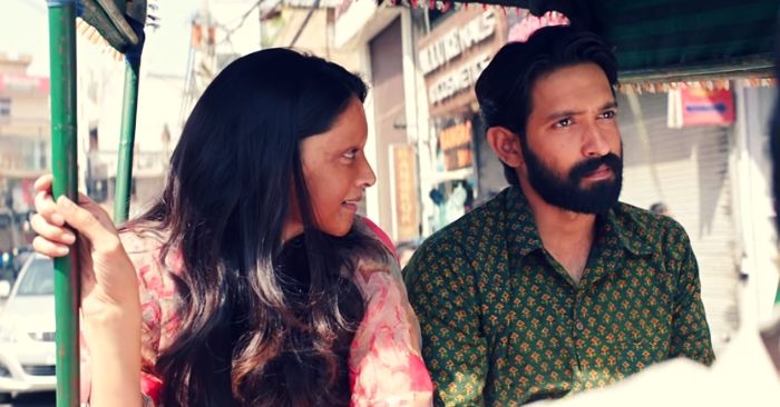 अमोल. ये माल्ती के लिए जो थे, उसमें से 'न' मिसिंग है.