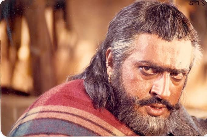 केसरिया विलायती के किरदार में गुलशन ग्रोवर.