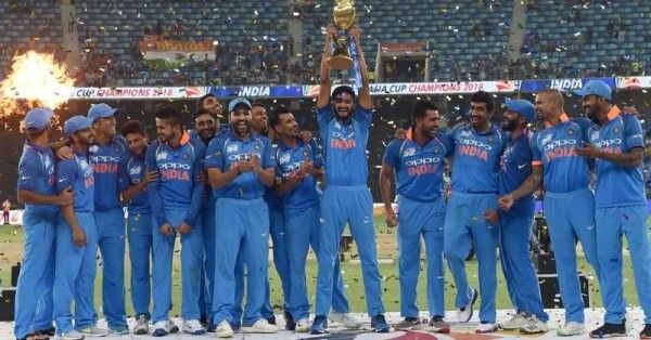 2018 के एशिया कप के फाइनल में इंडिया ने बांग्लादेश को तीन विकेट से हराया था.
