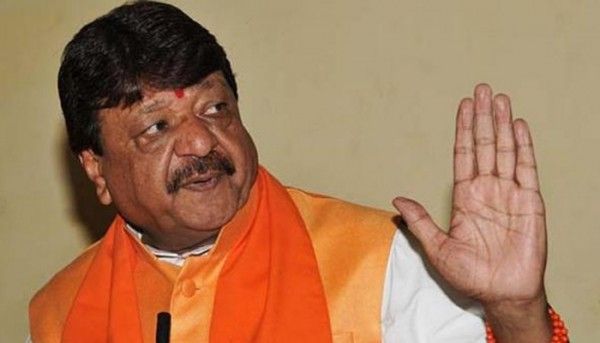 कैलाश विजयवर्गीय की एक खासियत ये भी है कि वो पोहा खाने का तरीका देखकर पता लगा लेते हैं कि बंदा किस देश का है.