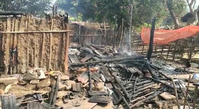 Maosits Burnt Houses Of Villagers In Jadomba, Malkangiri, Odisha 2
