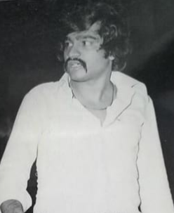 ये तब की तस्वीर है जब दाउद के पास ना महंगी घड़ी थी ना क़ायदे के सूट, अंकुरित होता डॉन दाउद 