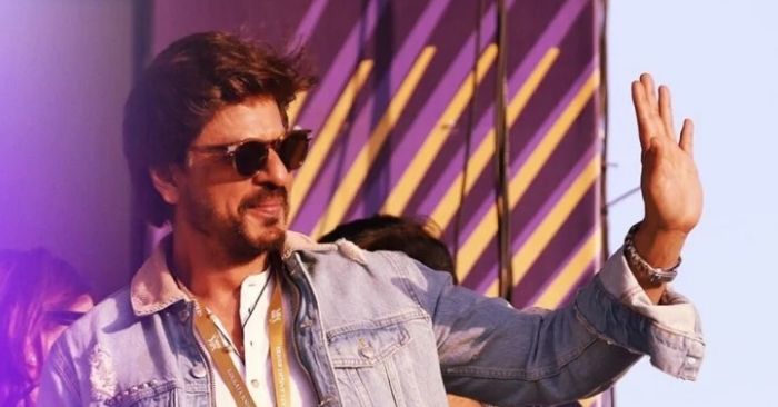 शाहरुख खान आखिरी बार फिल्म 'ज़ीरो' में कटरीना कैफ और अनुष्का शर्मा के साथ दिखाई दिए थे.