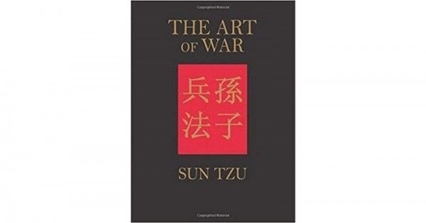 दी आर्ट ऑफ वॉर युद्ध कला पर लिखी गईं सबसे पुरानी किताबों में से एक है. (सोर्स - एमेज़ॉन) दी आर्ट ऑफ वॉर युद्ध कला पर लिखी गईं सबसे पुरानी किताबों में से एक है. (सोर्स - एमेज़ॉन)