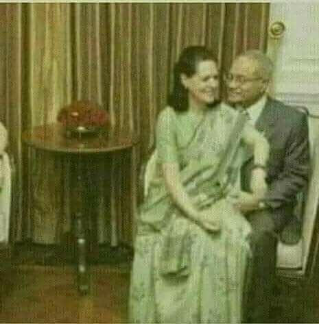 इस तस्वीर को भी अलग-अलग दावों के साथ शेयर किया जा रहा है. इस तस्वीर को भी अलग-अलग दावों के साथ शेयर किया जा रहा है.