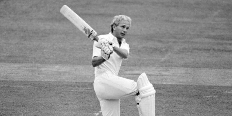 David Gower 800