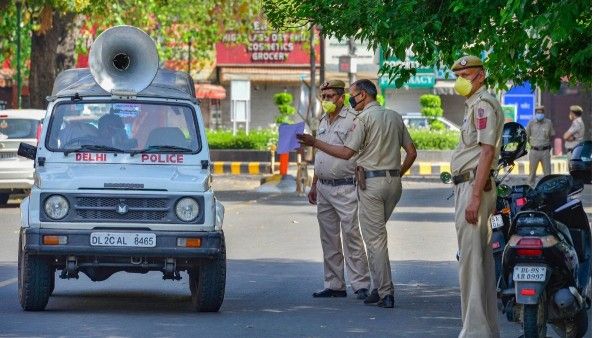 कानूनी प्रक्रिया के तहत पुलिस और अन्य जांच एजेंसियां कॉल डिटेल रिकॉर्ड निकलवा सकती हैं. (सांकेतिक फोटो)
