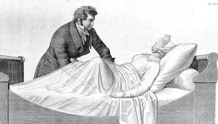 योनी की मालिश के लिए इतनी औरतें जमा होने लगीं. कि डॉक्टर्स थकने लगे