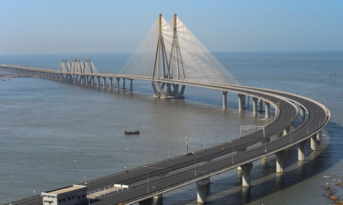 ये है सुनसान इंडिया की एक तस्वीर. इससे पता चलता है कि पेट्रल-डीजल और फलतः कच्चे तेल की खपत में इंडिया की क्या स्थिति है. यानी इस वक़्त इंडिया तेल स्टोर करना भी चाहे तो कितना कर लेगा?