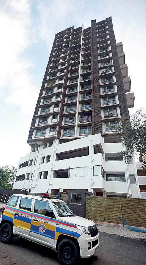 मलाड वेस्ट की वो बिल्डिंग जिससे गिरकर दिशा की मौत हुई. (तस्वीर- मुंबई मिरर).