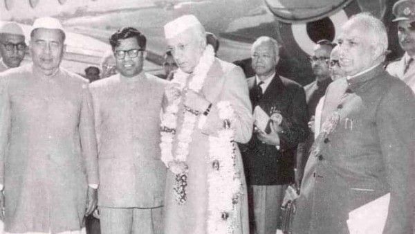 1964 4 May Nehru At Bhaisalotanotan (1)