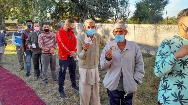 डीडीसी चुनाव के लिए पहले चरण की वोटिंग. डीडीसी चुनाव के लिए पहले चरण की वोटिंग.