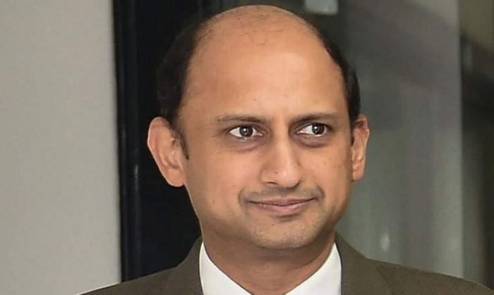 RBI के पूर्व डिप्टी गवर्नर डॉ. विरल आचार्य. इन्हें मोदी सरकार ने ही अपॉईंट किया था और ये पद में रहते हुए ही अपने बयानों से सुर्ख़ियों में आ गए थे. (PTI)