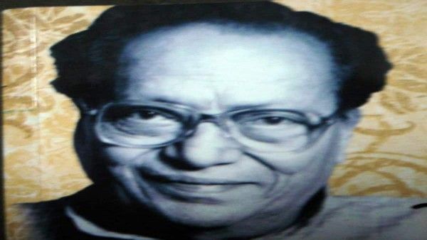 साहित्यकार कमलेश्वर ने अमीन सयानी की हिंदी पर सवाल उठाया था. साहित्यकार कमलेश्वर ने अमीन सयानी की हिंदी पर सवाल उठाया था.)