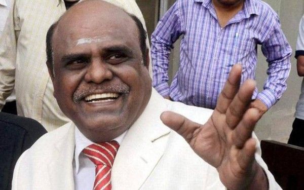 जस्टिस सी एस कर्णन महिलाओं के खिलाफ कथित अभद्र टिप्पणियों के कारण एक बार फिर सुर्खियों में हैं.
