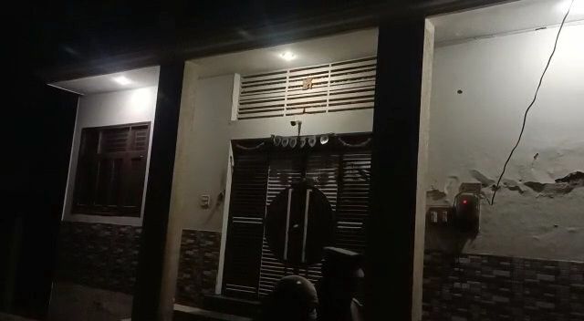 मेरठ में इसी घऱ में रहते था भाई, जिसने मामूली बात पर बहन की जान ले ली. Meerut11