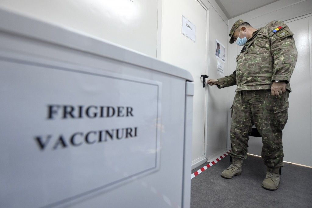 वैक्सीन को लेकर उपजी धार्मिक धारणाएं भारी पड़ने लगी हैं.