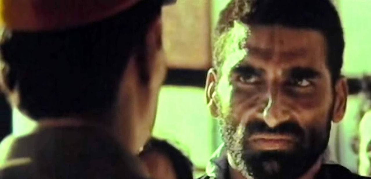 फिल्म गर्दिश में बिल्ला जिलानी के रोल में मुकेश ऋषि. ये उनकी ब्रेकथ्रू मूवी थी मगर पहली फिल्म नहीं.