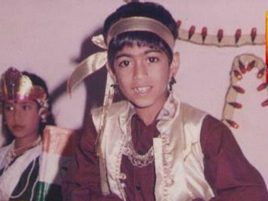 yash childhood