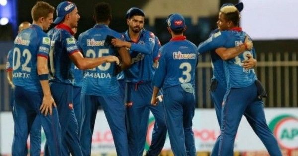 Delhi Capitals 700