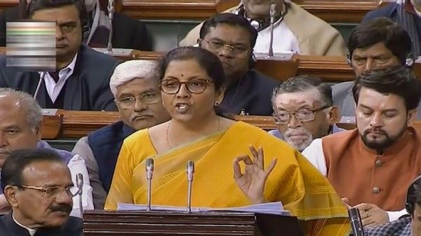 निर्मला सीतारमण का 2020-21 के वित्तीय वर्ष का बजट भाषण 160 मिनट तक चला था.