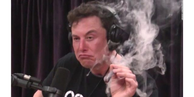 ये तस्वीर अंतत: एक मीम मटेरियल बनकर रह गई. 