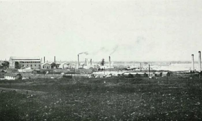 कोलार गोल्ड फ़ील्ड्स की एक पुरानी, 1913 की, तस्वीर.