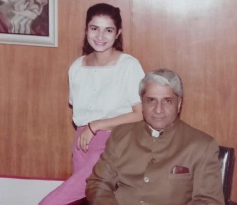 Raj Ratna Fb 6