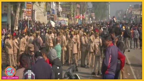 मृतकों के परिजन मामले में भारी मुआवजे के साथ सरकारी नौकरी की मांग भी कर रहे हैं. Sale(754)